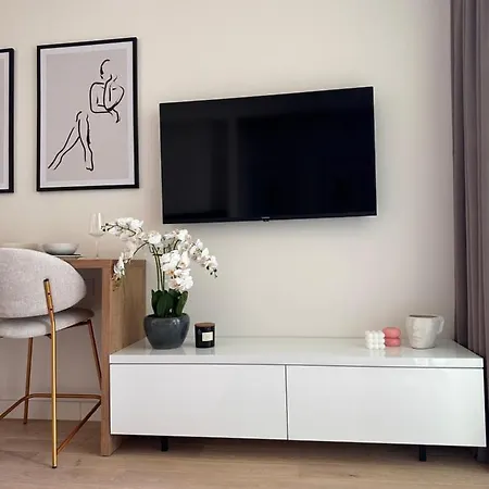 Apartment Grand Bw